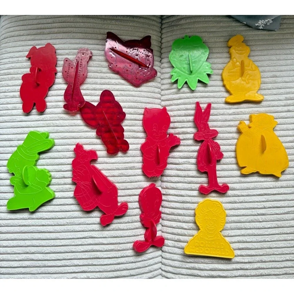 Huge Vintage Lot Cookie Cutters Looney Tunes Muppets Sesame Street 13 Pieces 70s